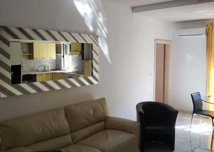 Art Gallery 2 Apartman